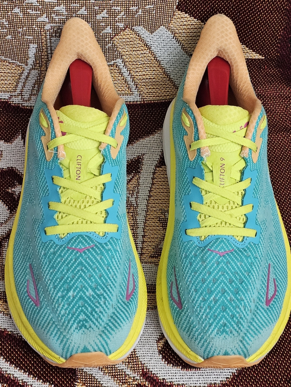 Hoka One One Clifton 9 Running Shoes Mens 9.5 US Blue Yellow Cushioned Sneakers